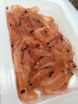 八重桜を吹きかけたオキアミ